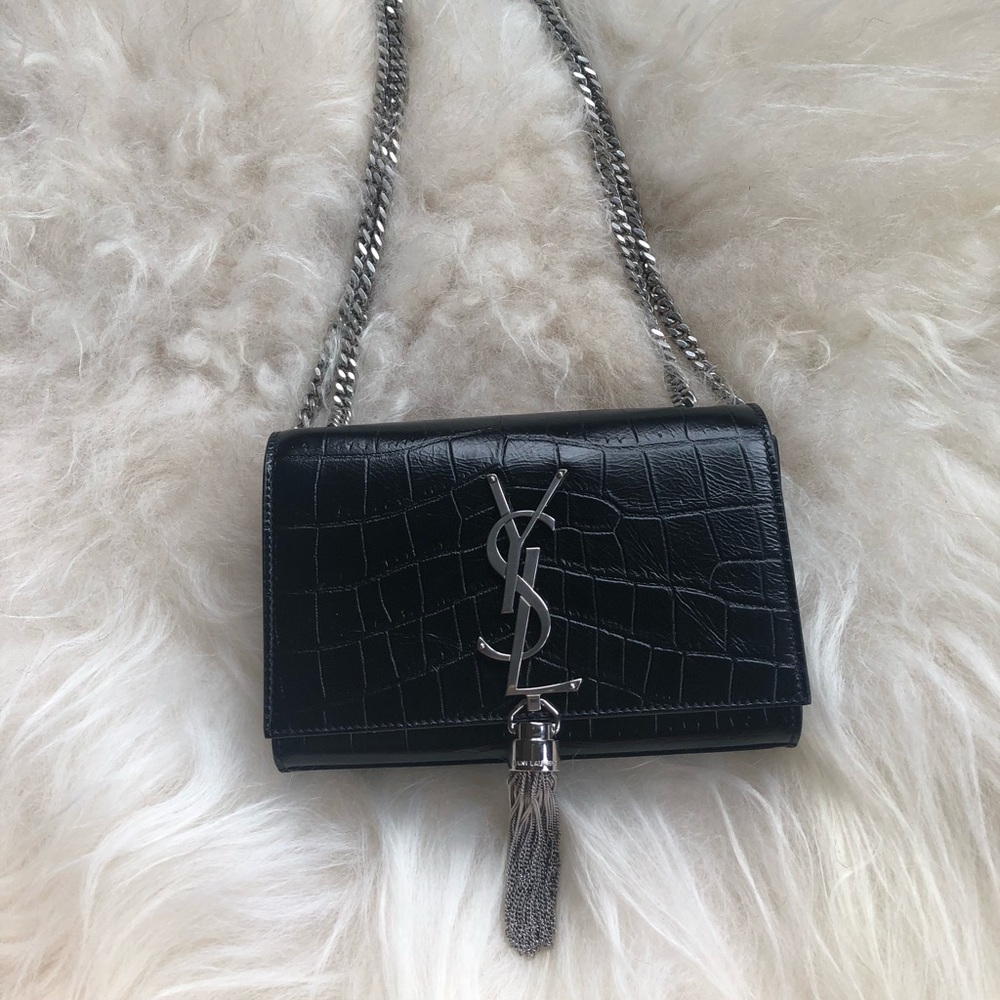 Saint Laurent croc embossed small Kate tassel bag. - Picture 4 of 8